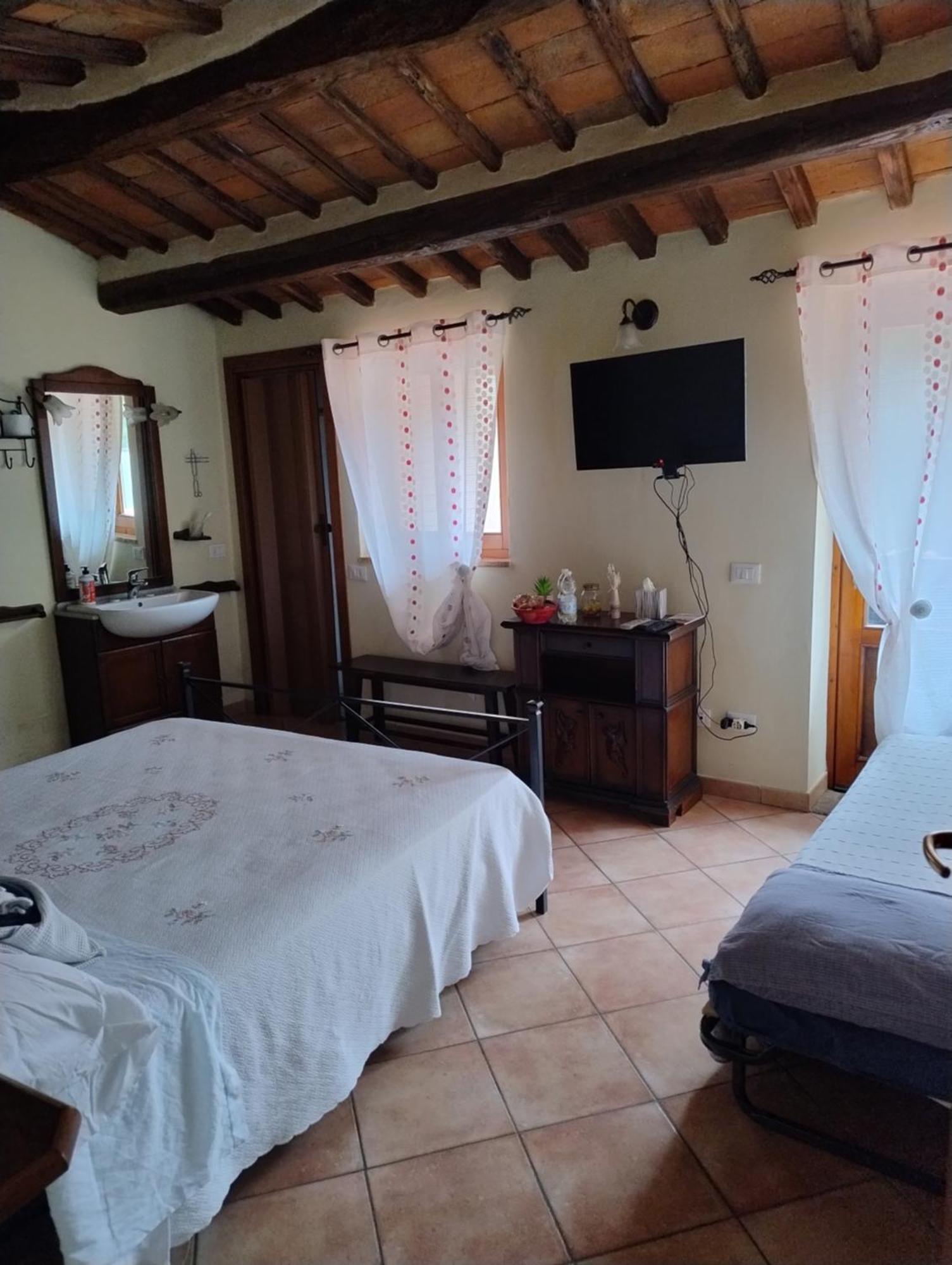 Bed and Breakfast La Strega Ubriaca Colle Val D'Elsa Esterno foto